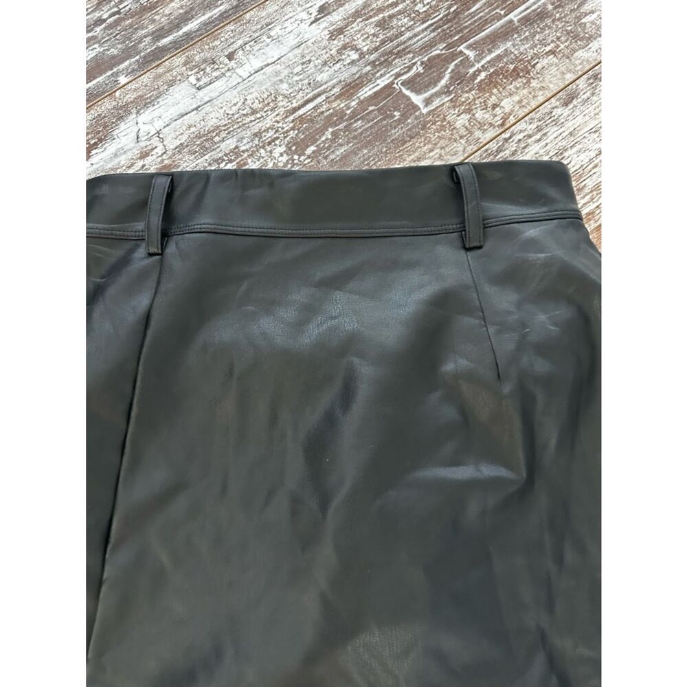 NWT Halara High Waisted Tummy Control 2-in-1 Midi Casual faux Leather Skirt - Picture 7 of 9